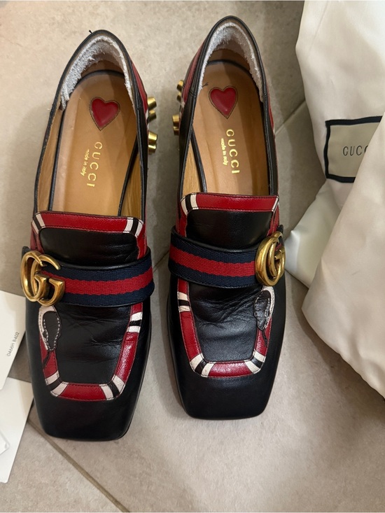 Shoes - Gucci Loafers